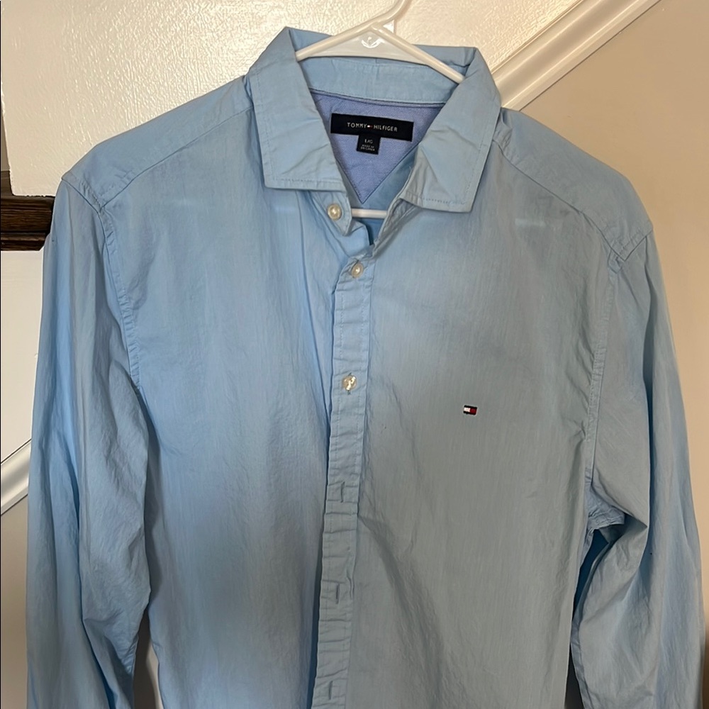 Tommy Hilfiger Men's Light Blue Shirt size large